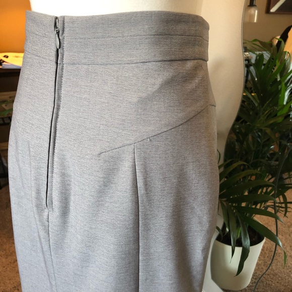 H&M Grey Pencil Skirt (8) - Picture 3 of 5